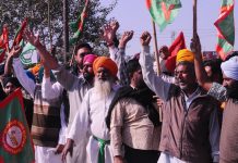 Kisan agitation continues on 5th day on Monday, protesters are hanging on the border