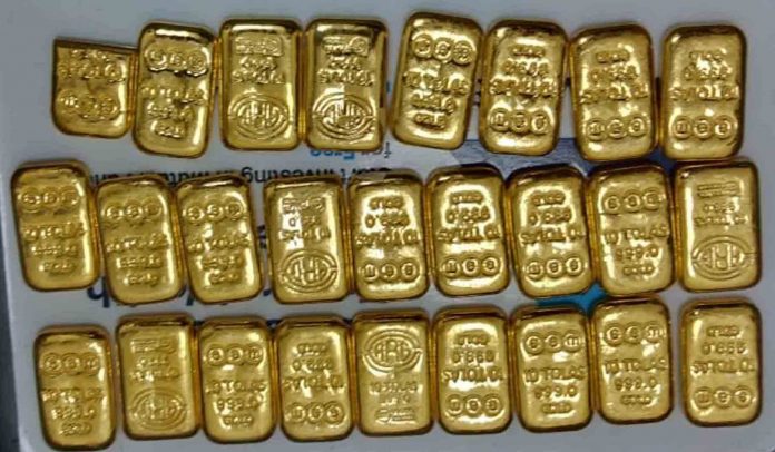 Smuggler arrested from Chennai airport, 1.85 kg gold recovered