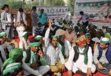 Farmers unanimously reject Center's proposal, will continue agitation