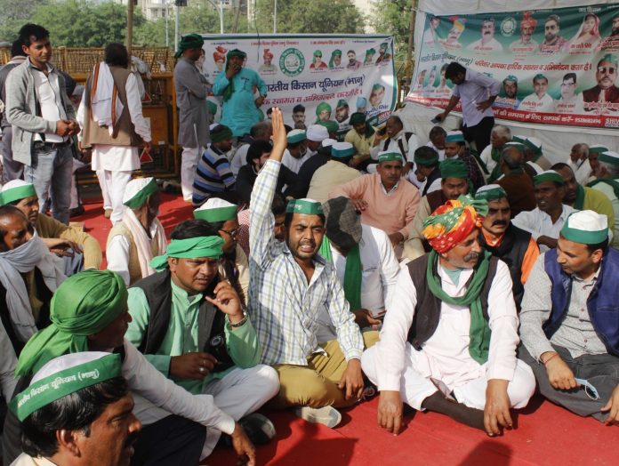 Farmers unanimously reject Center's proposal, will continue agitation