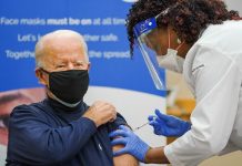 Biden gets the Corona vaccine