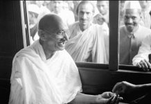 Mahatma Gandhi Jayanti 2021: Premchand quit job after hearing Bapu's speech