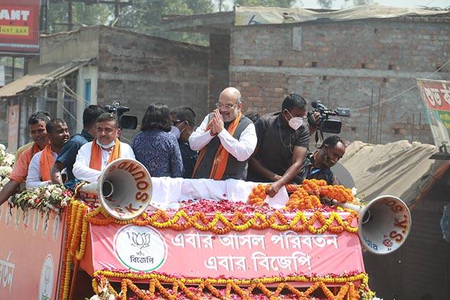 Shah leads massive rally in Nandigram for Suvendhu.