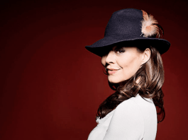 Helen McCrory Biography, Age, education, parents, wiki, date of birth, family, husband, marriage pics, Net Worth, Marriage, Son, Daughter, career, Father, Mother, career, Awards