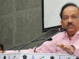 Dr. Harsh Vardhan reviews preparations for Covid at RML Hospital