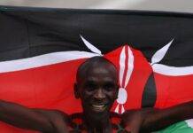 Olympics (marathon): Eliud Kipchoge of Kenya retains his title