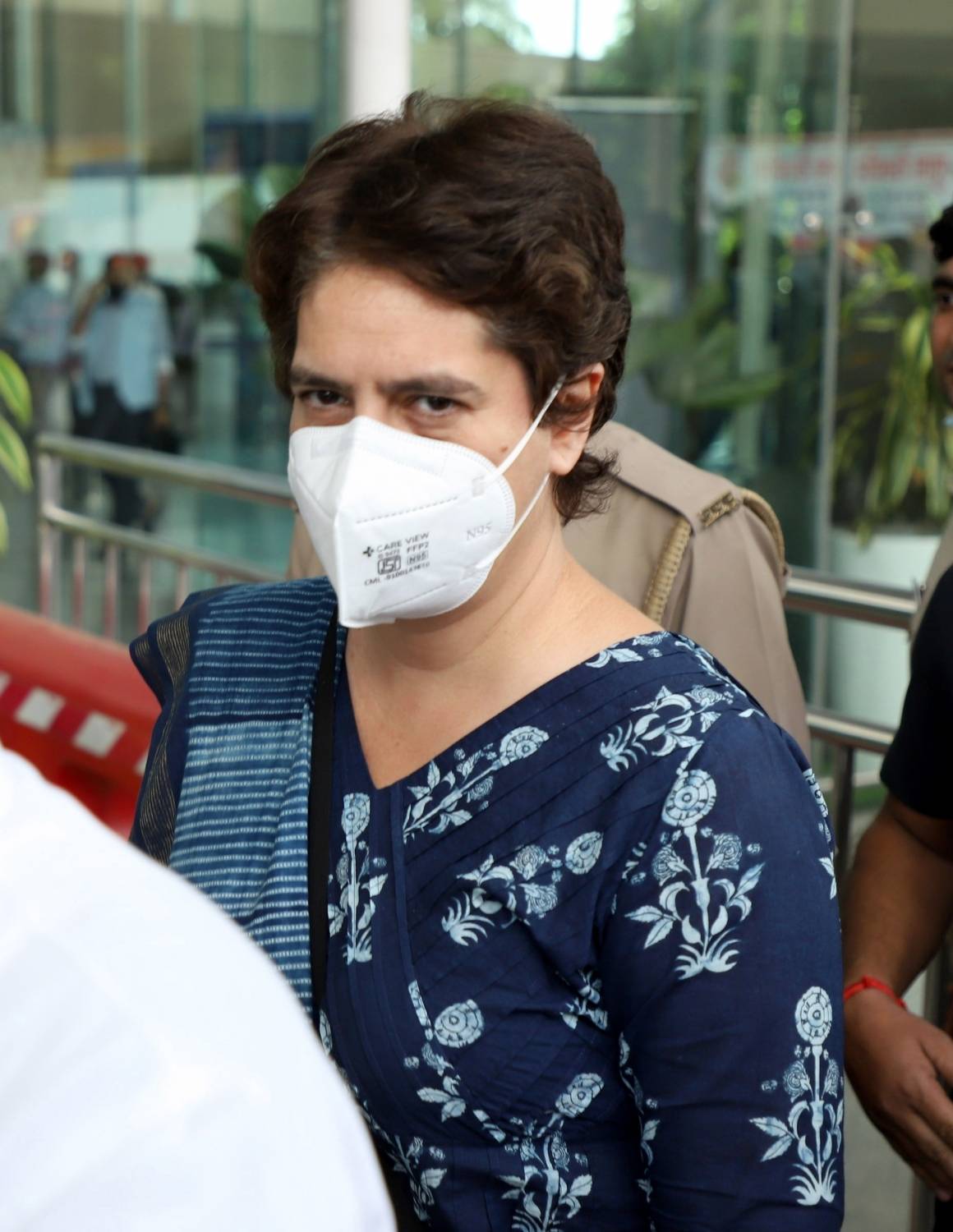 Lucknow : All India Congress Committee in charge of Uttar Pradesh Priyanka Gandhi Vadra arrives at Chaudhary Charan Singh International Airport on her 3-day visit in Lucknow on Monday, September 27,2021.(photo:IANS)