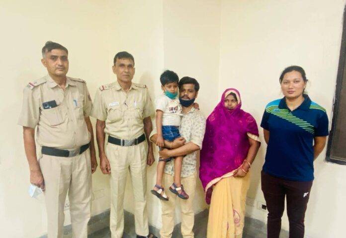 Four year-old child reunited with his parents within 03 hours and in a separate operation, one proclaimed offender arrested