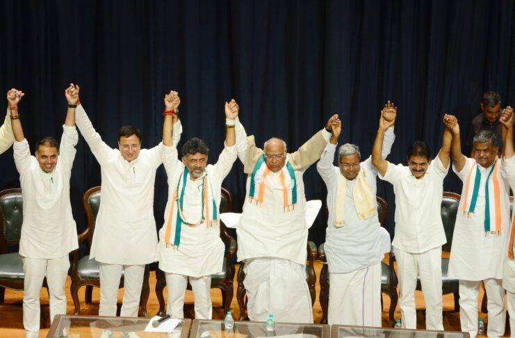 Congress to hold Karnataka Legislature Party meeting on Sunday, the decision on chief minister's post possible