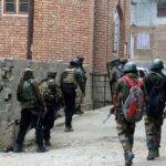 Kulgam: Security personnel carry out cordon and search operations after one terrorist was killed in an encounter at South Kashmir’s Kulgam district on July 4, 2020. The encounter started after security forces got an input about the presence of terrorists in Arrah area of Kulgam. (hoto: IANS)
