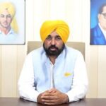 Chandigarh: Punjab Chief Minister Bhagwant Mann addressed a press conference over the arrest of ‘Waris Punjab De’ chief Amritpal Singh on Sunday, April 23, 2023. (Photo:IANS)