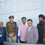 (c)KenRockwell.com (858) 453-2099